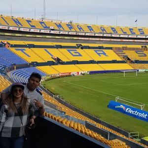 Meet your Posher, Victor